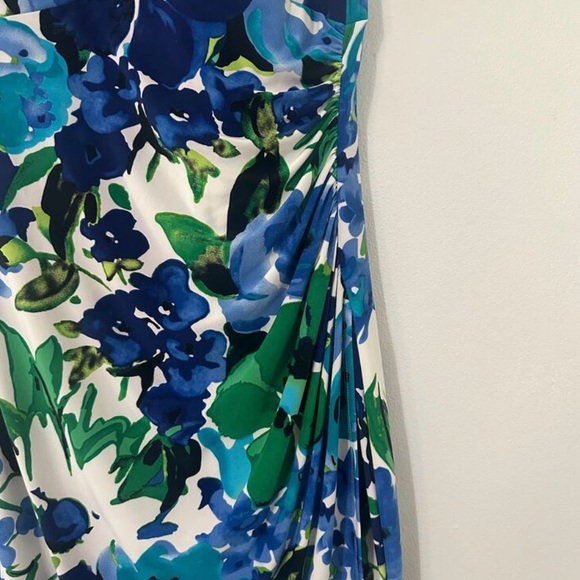 Lauren Ralph Lauren Blue Floral Wrap Sheath
Dress sz 10 - Picture 3 of 5